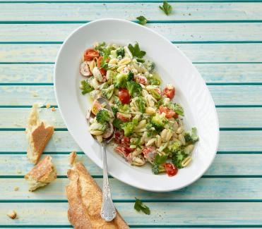 2016-04-pasta-gemuese-salat-an-thonsauce